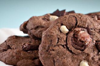 Decadent Almond Flour Chocolate Cookies: A Healthy Indulgence