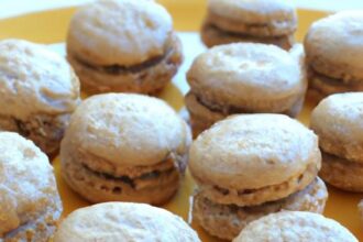 Delicious Keto Macaroons: A Sweet Twist on a Classic Treat
