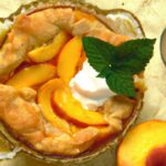 Quick & Easy Peach Cobbler: Delight with Canned Peaches!